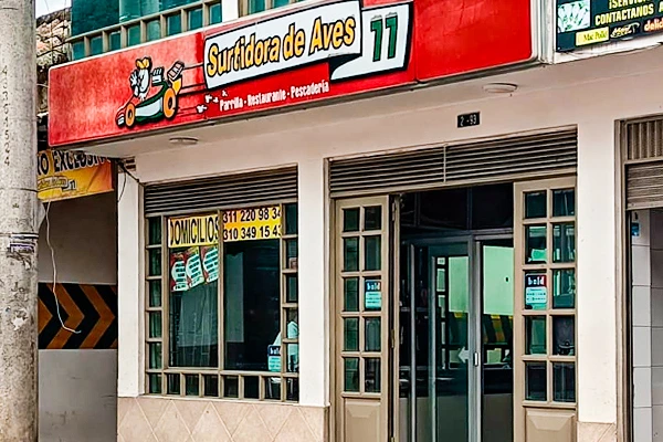Surtidora de Aves 77
